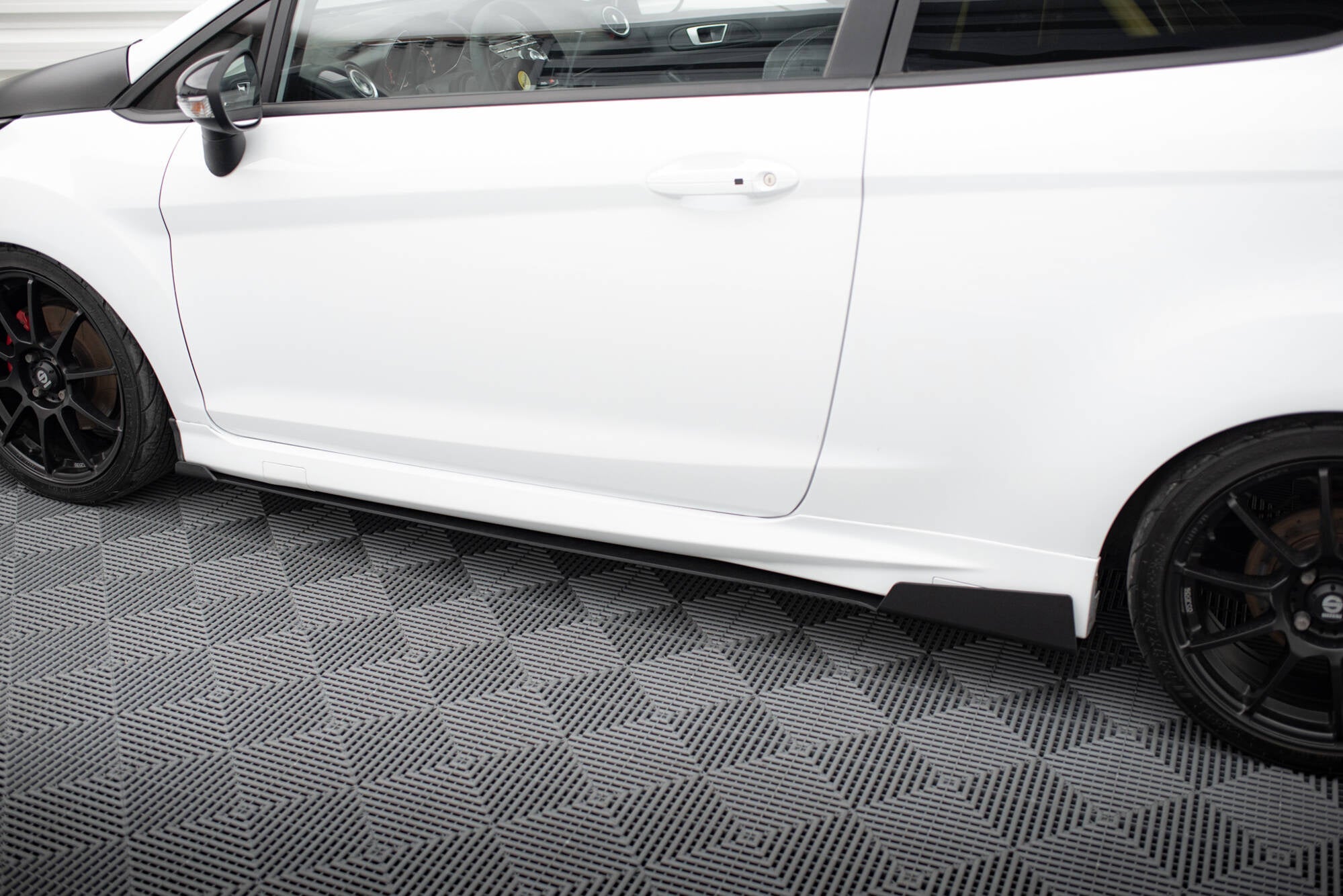 Taloneras Racing Ford Fiesta ST Mk7 Facelift