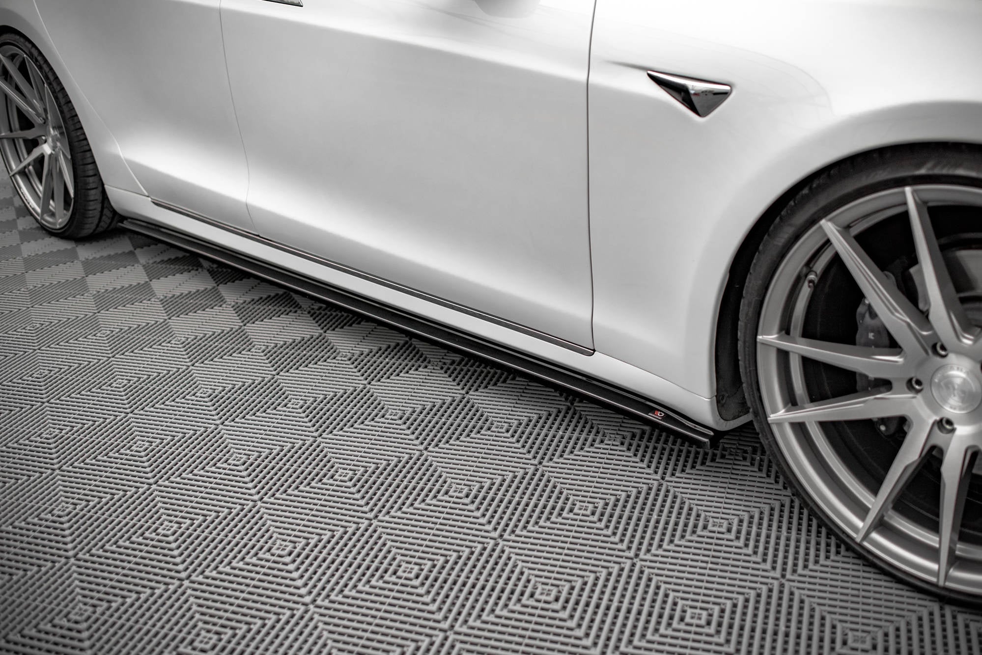 Taloneras Tesla Model S Facelift Mk1