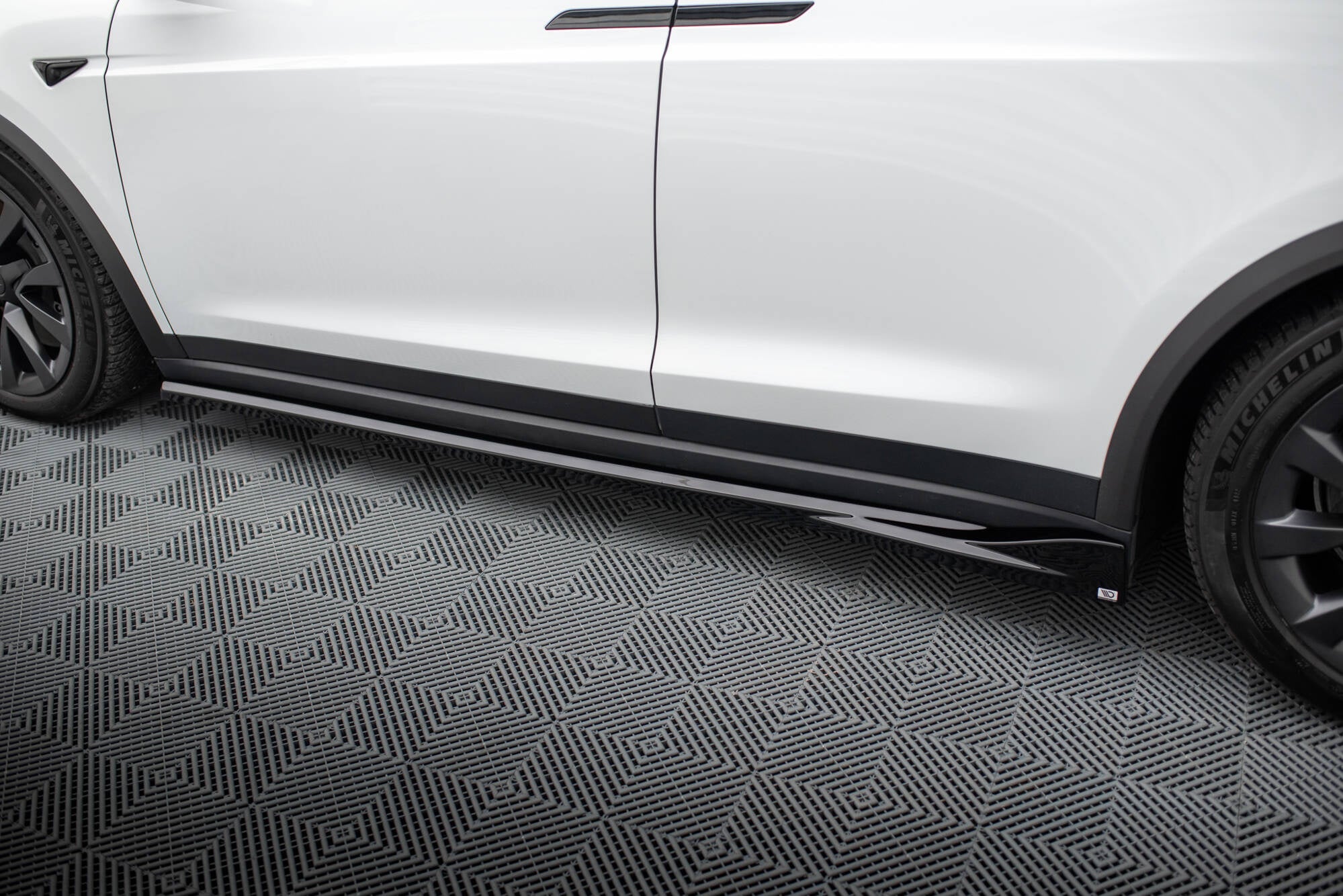 Taloneras Tesla Model X Mk1 Facelift