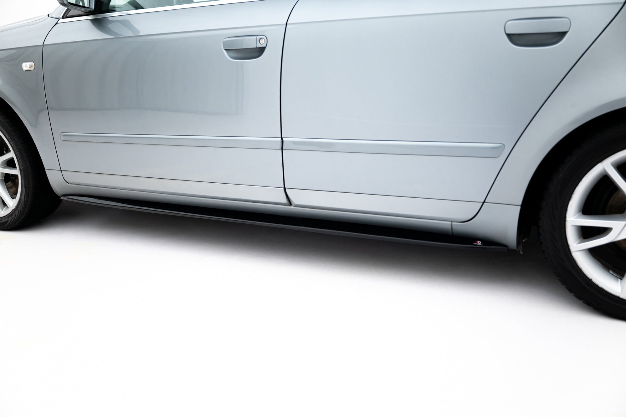 Taloneras V.1 Audi S4 / A4 / A4 S-Line B6 / B7