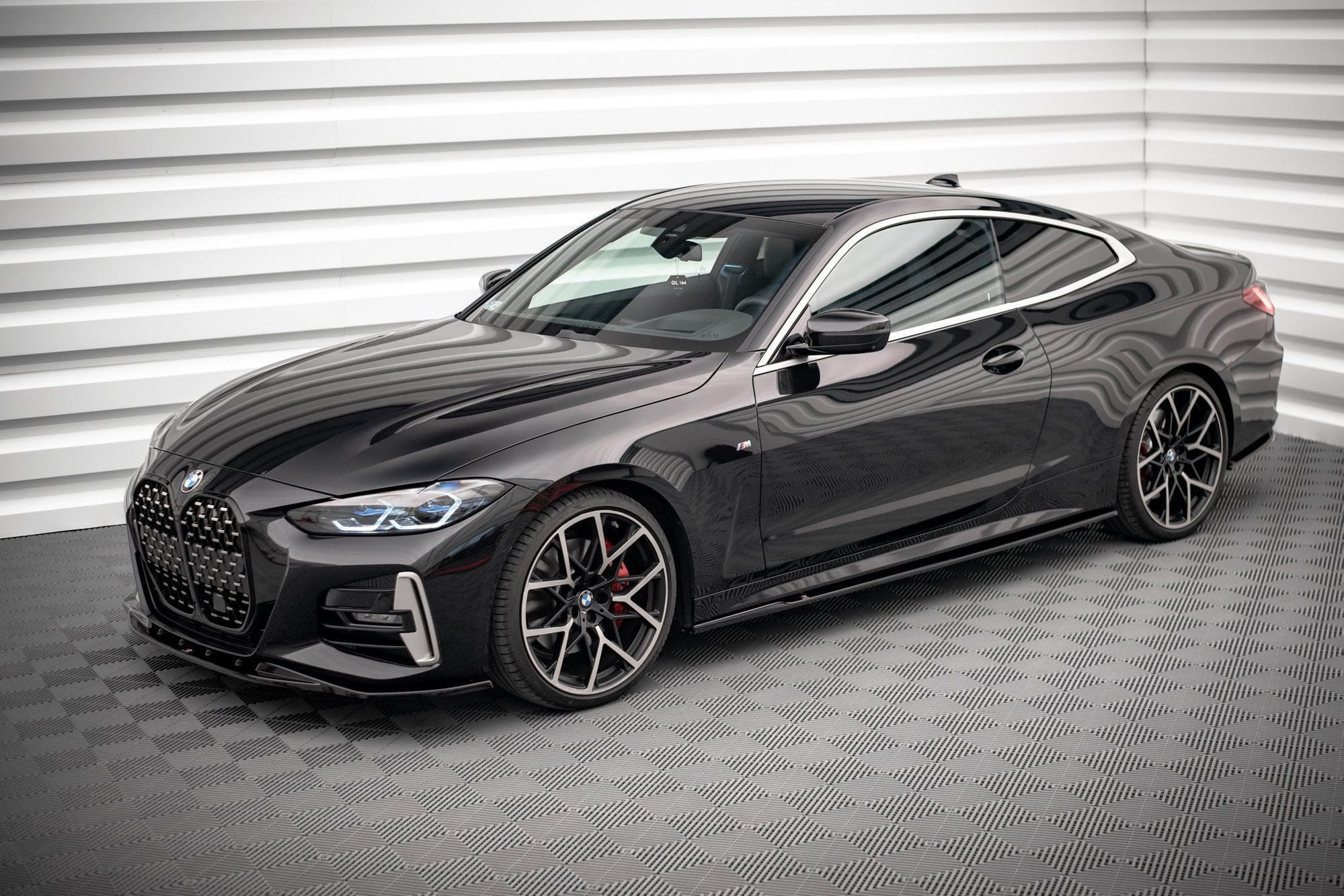 Taloneras V.1 BMW Serie 4 M-Pack / M440i G22 / G23 / G22 Facelift / G23 Facelift