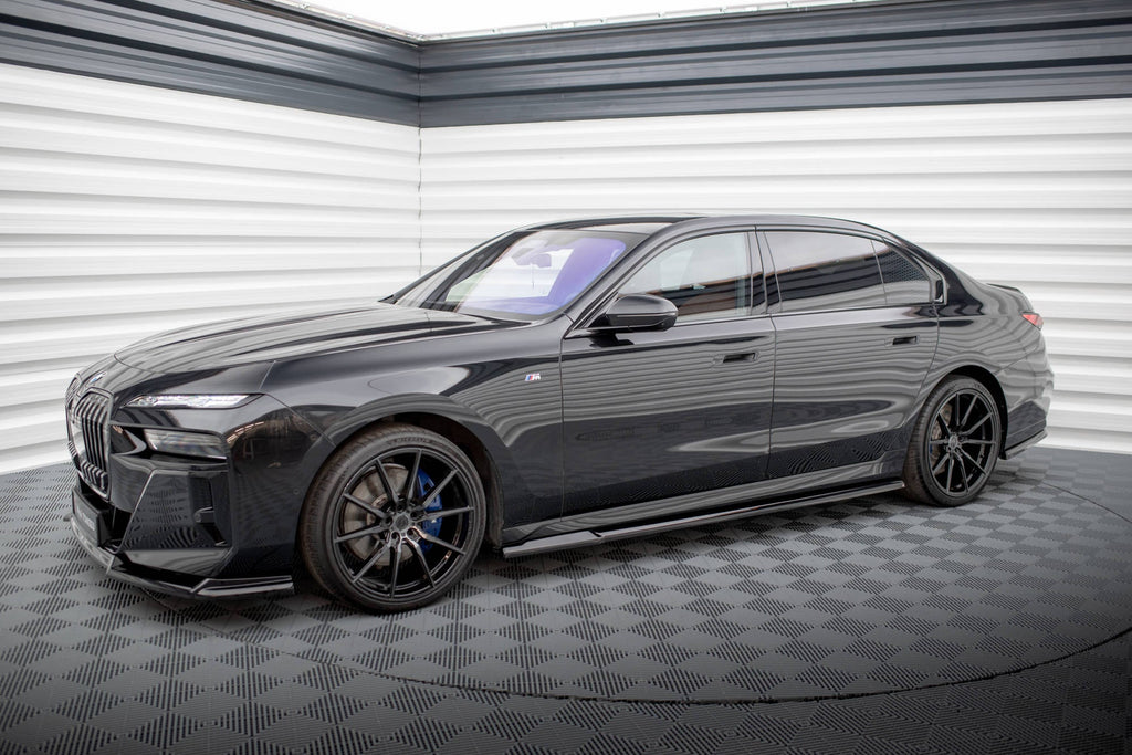 Side skirts V.1 BMW 740d xDrive M-pack / 740i xDrive M-Pack G70