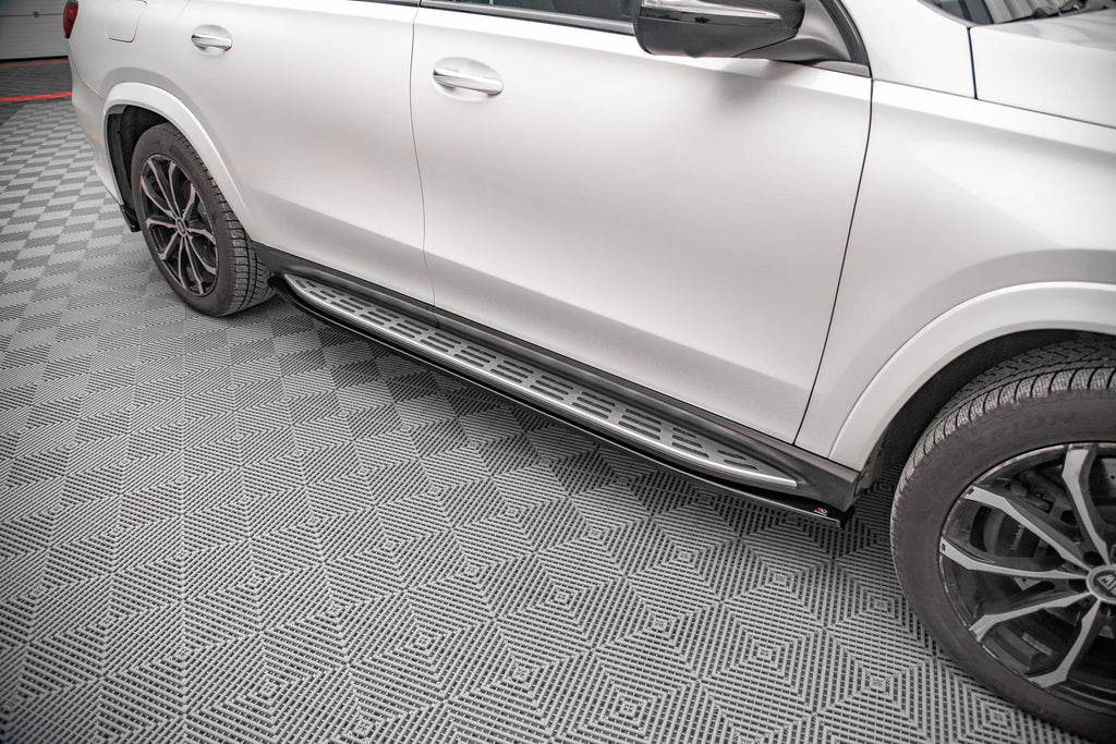 Side skirts V.1 Mercedes-Benz GLS AMG-Line X167