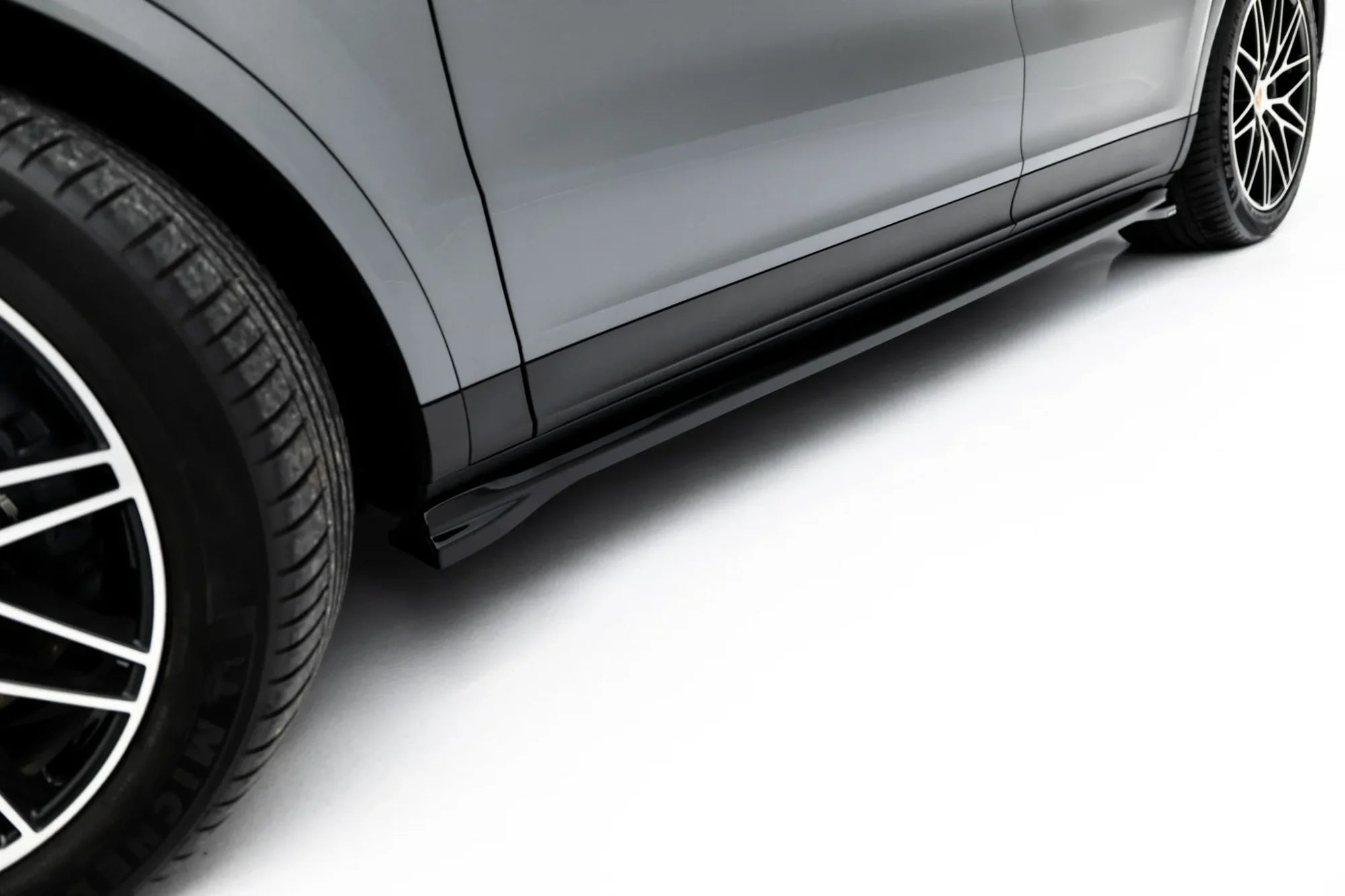 Taloneras V.1 Porsche Cayenne SUV / Coupé Mk3 Facelift