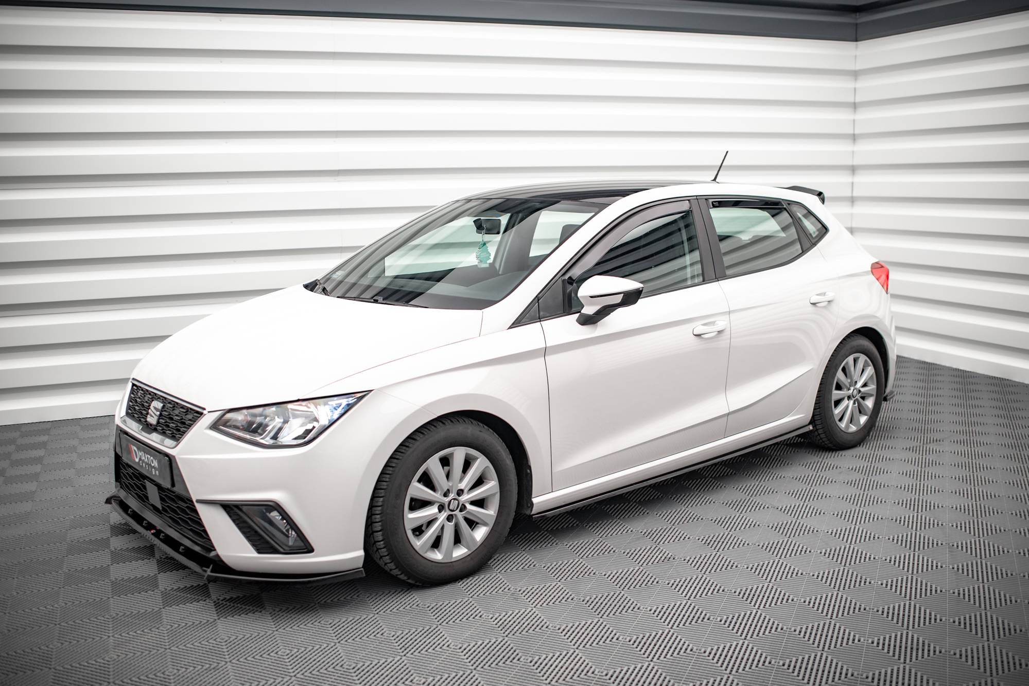 Taloneras V.1 Seat Ibiza FR / Standard Mk5