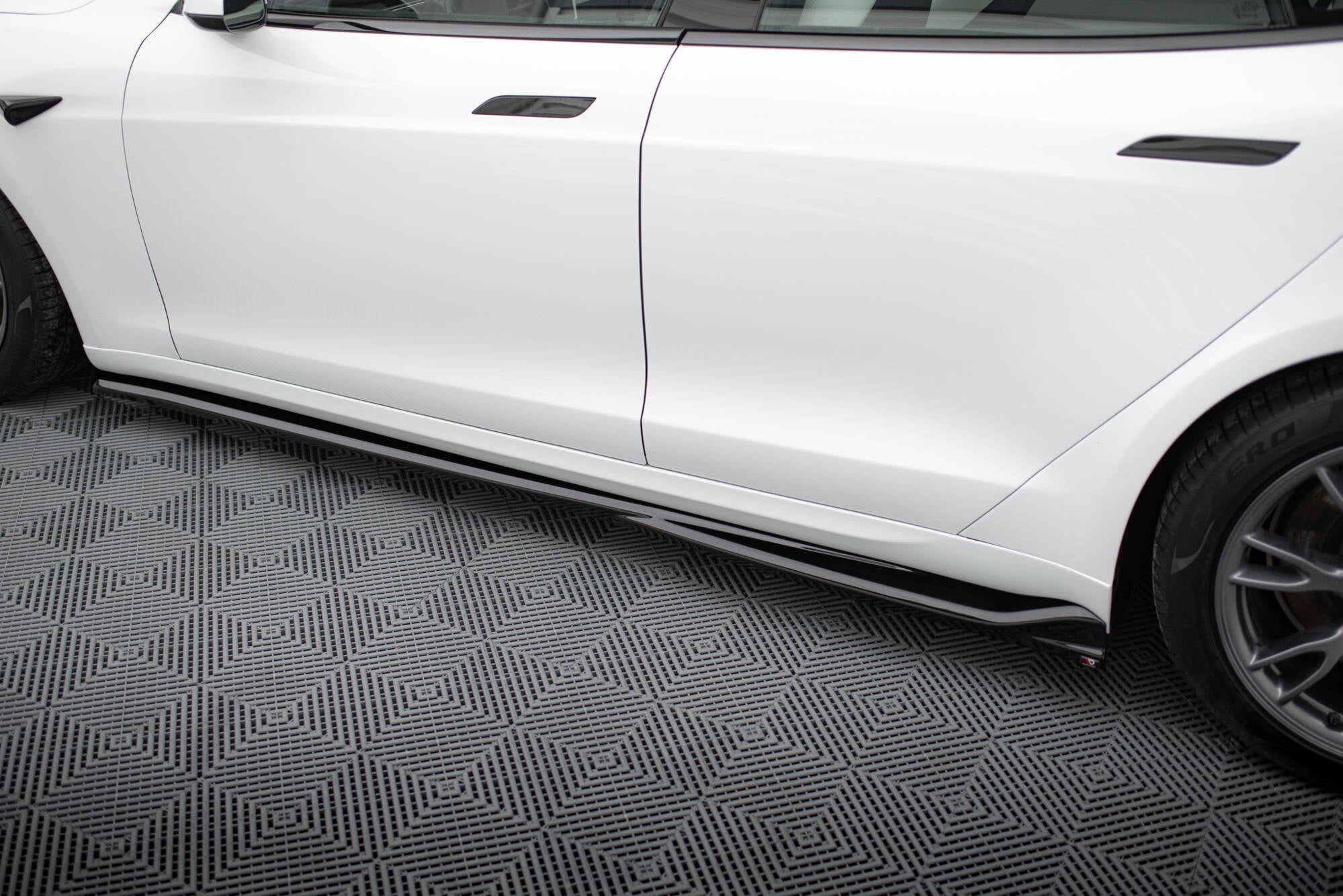 Taloneras V.1 Tesla Model S Plaid Mk1 Facelift