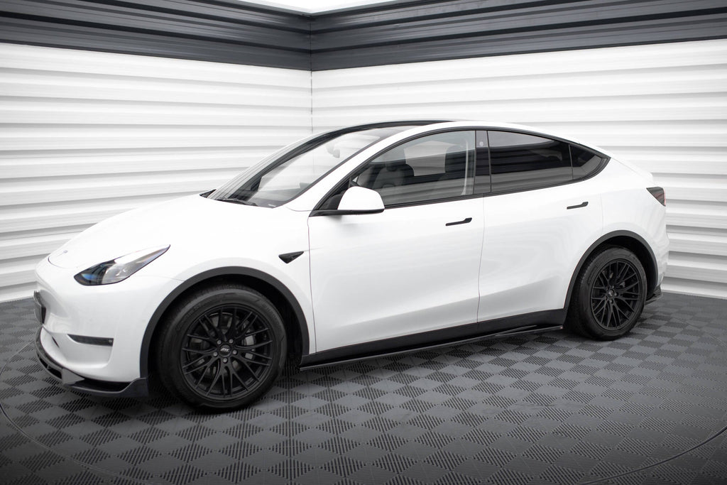 Mud Flaps V.1 Tesla Model Y Mk1