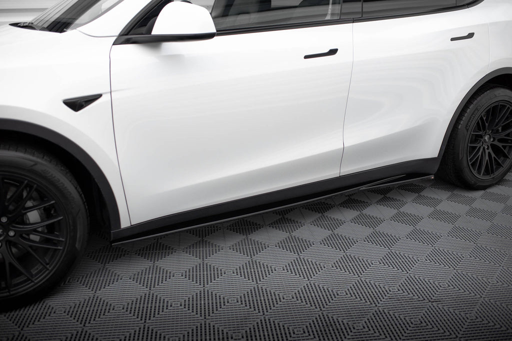 Mud Flaps V.1 Tesla Model Y Mk1