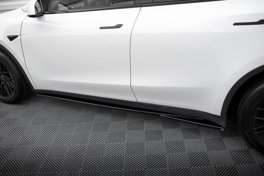 Mud Flaps V.1 Tesla Model Y Mk1