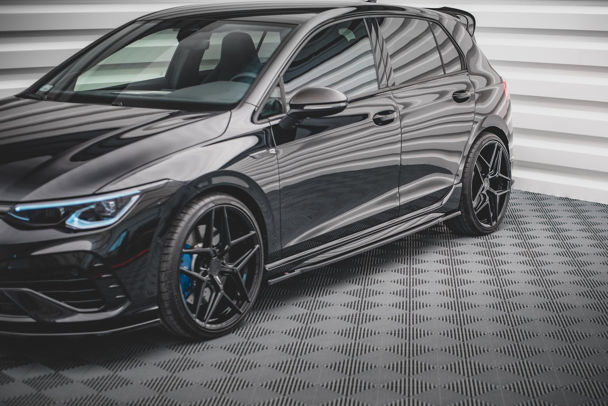 Taloneras V.1 Volkswagen Golf R Hatchback Mk8