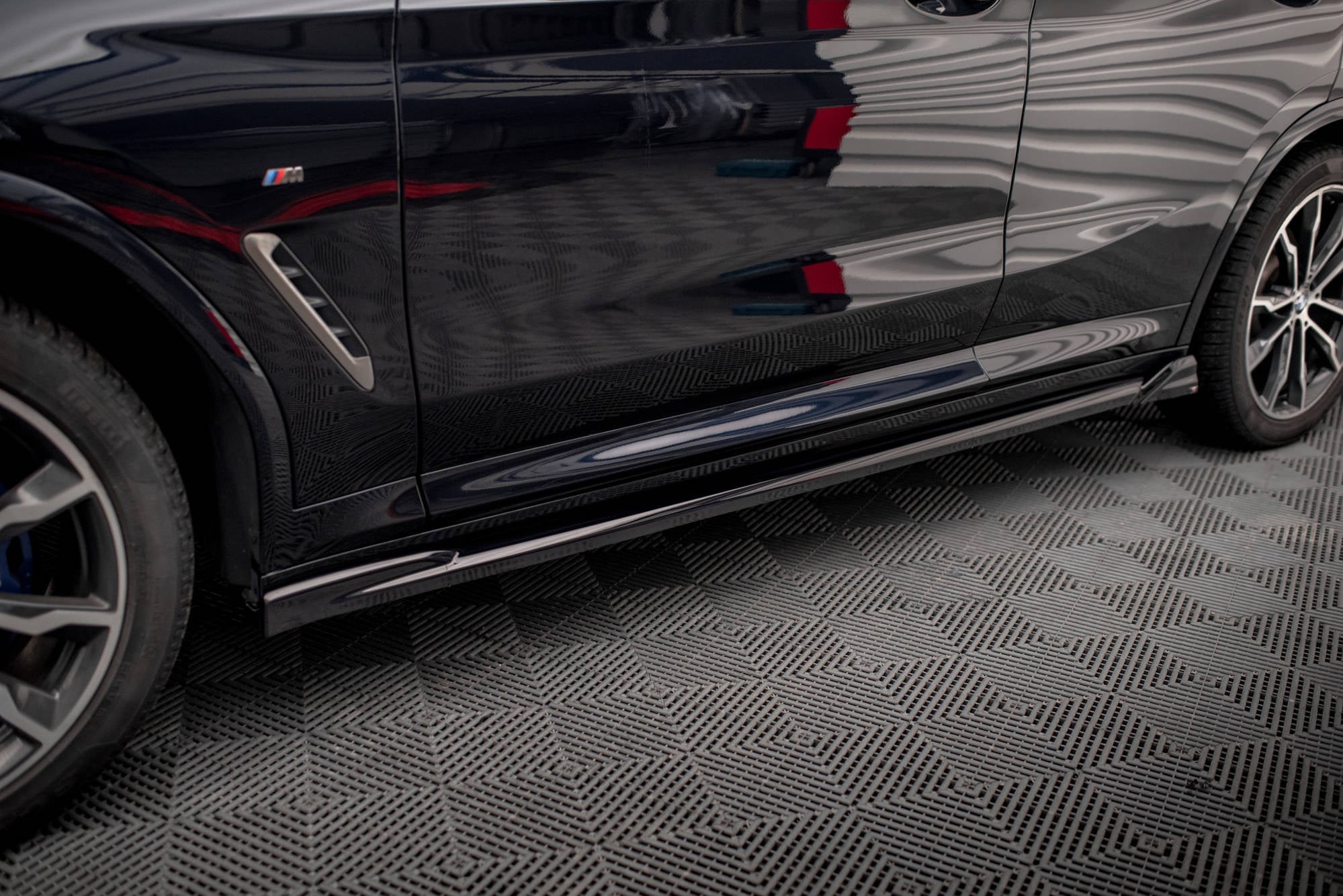 Taloneras V.2 BMW X4 M-Pack G02