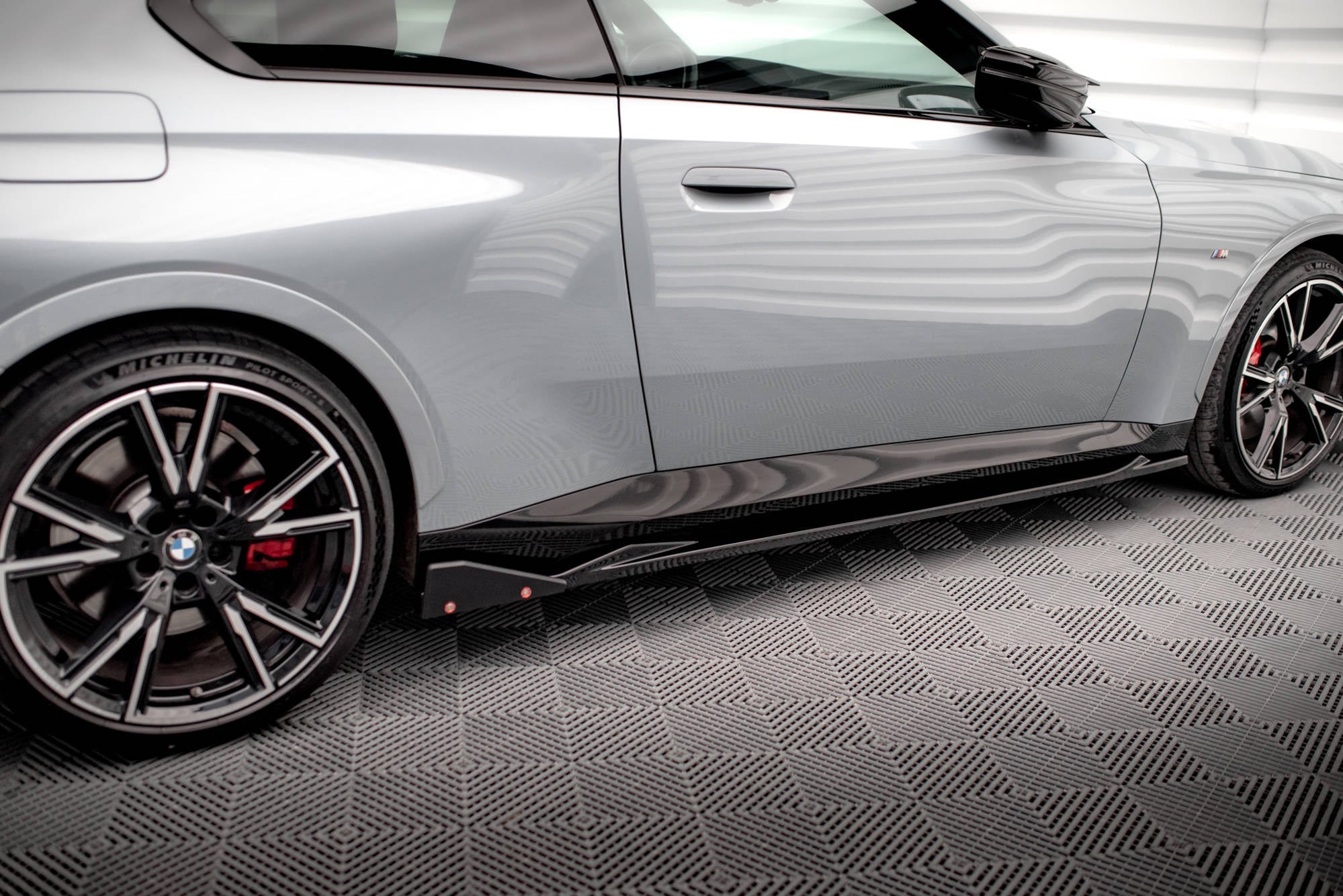 Taloneras V.2 + Flaps BMW Serie 2 Coupé M-Pack / M240i G42