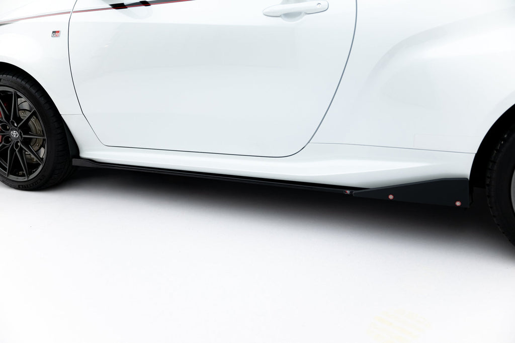 Side Skirts V.2 + Flaps Toyota GR Yaris Mk4