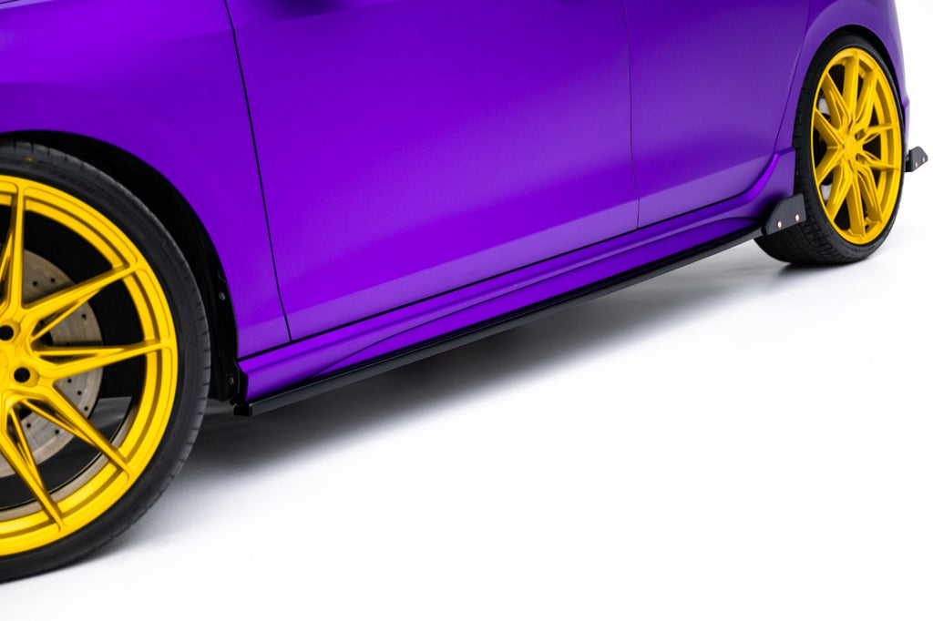 Side Skirts V.2 + Flaps Volkswagen Golf R Hatchback Mk8 Facelift