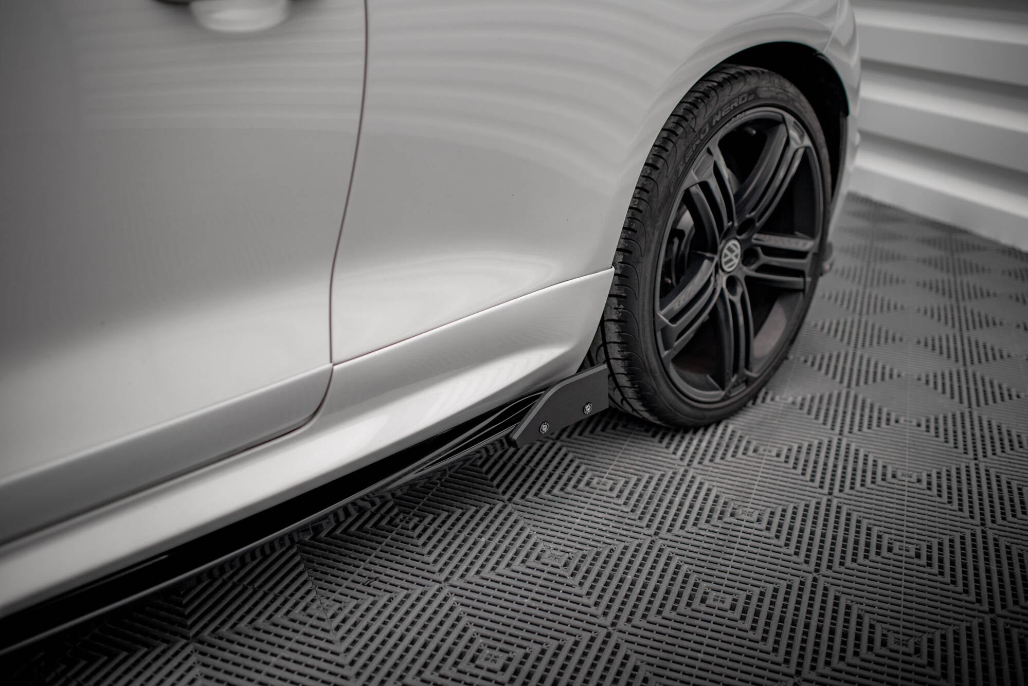 Taloneras V.2 + Flaps Volkswagen Scirocco R Mk3