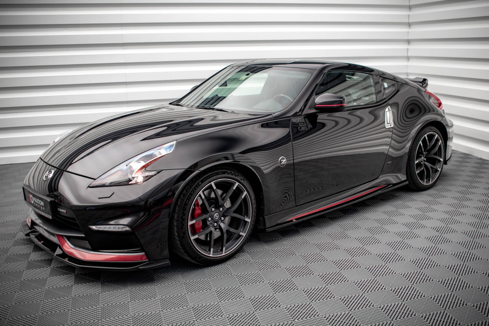 Taloneras V.2 Nissan 370Z Nismo Facelift