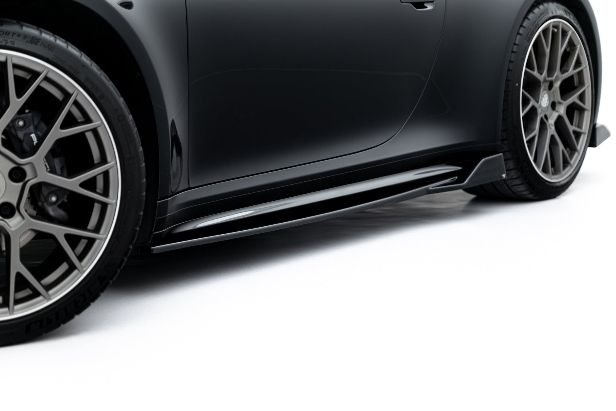 Taloneras V.2 Porsche 911 Carrera Sport Design 992