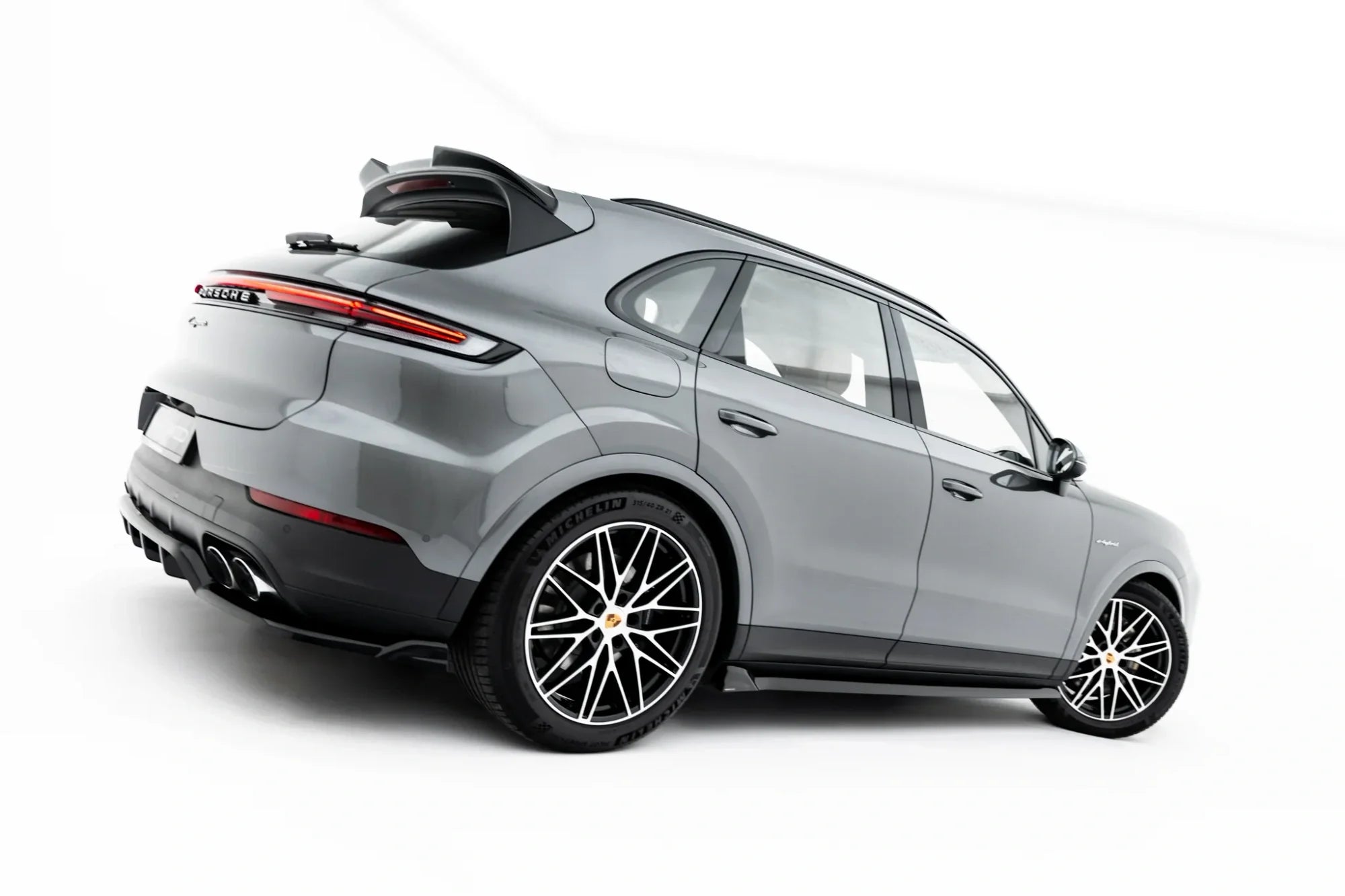 Taloneras V.2 Porsche Cayenne SUV / Coupé Mk3 Facelift
