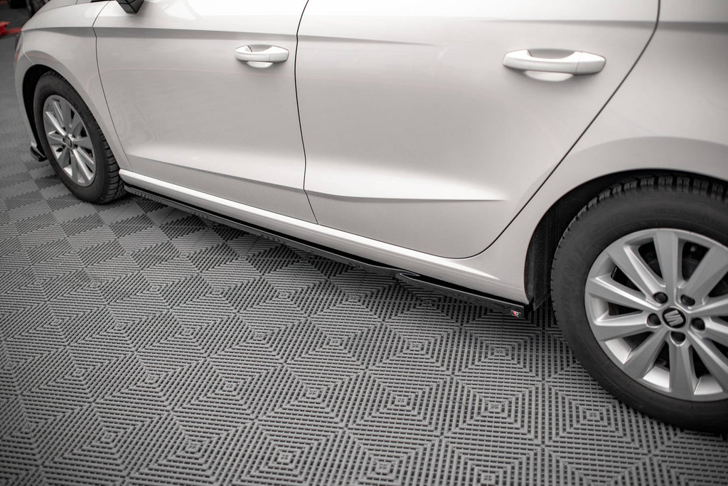 Sill Extensions V.2 Seat Ibiza FR / Standard Mk5