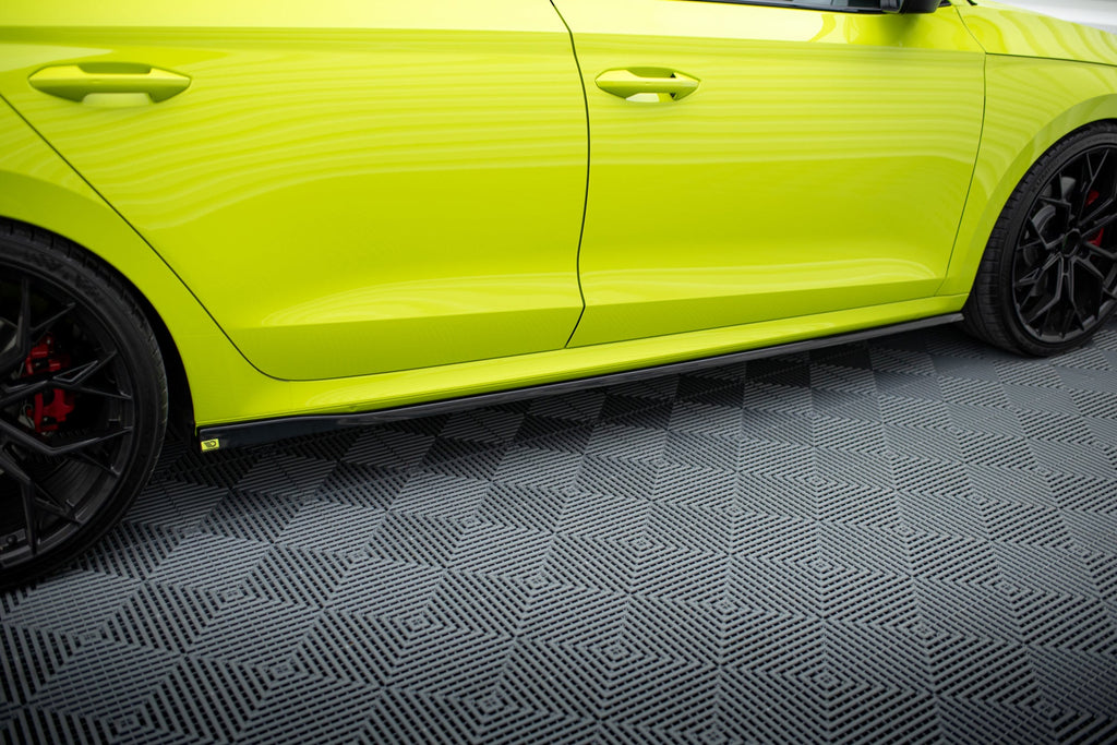 Side Skirts V.2 Skoda Octavia RS Liftback / Estate Mk4