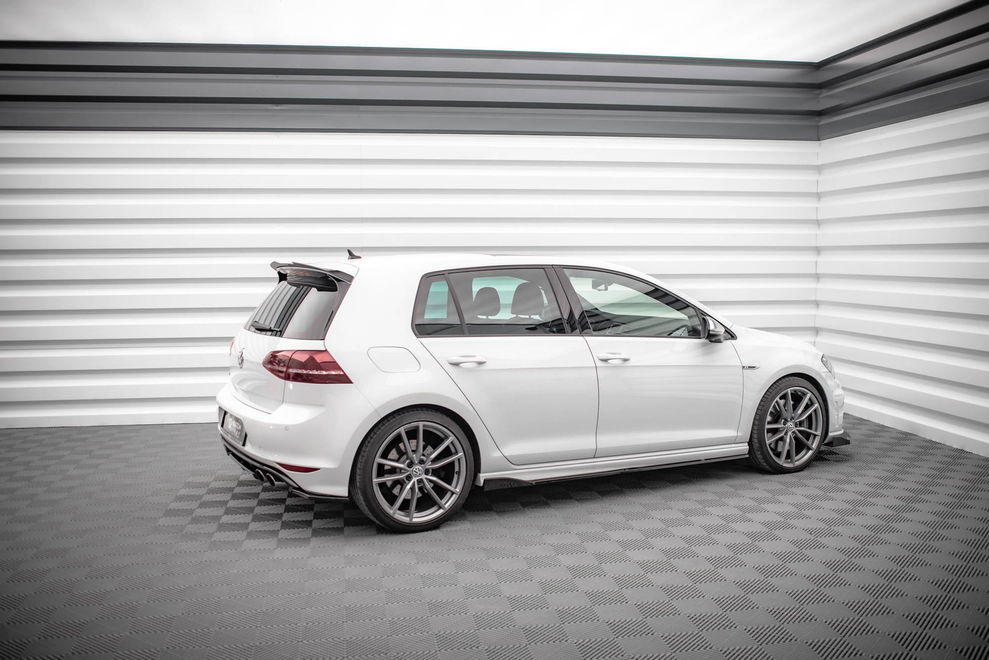 Taloneras V.2 Volkswagen Golf R / R-Line Mk7