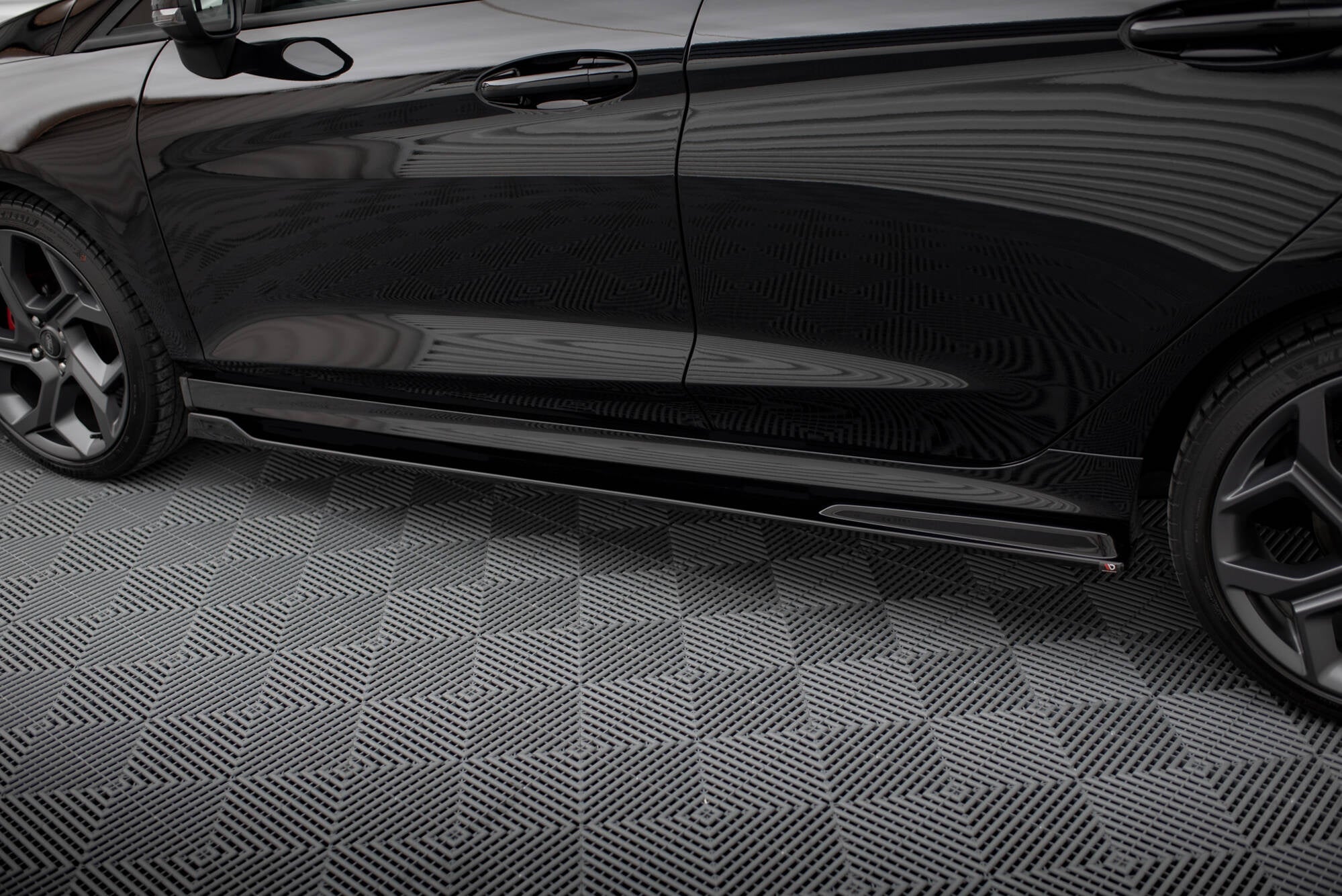 Taloneras V.3 Ford Fiesta Mk8 ST / ST-Line