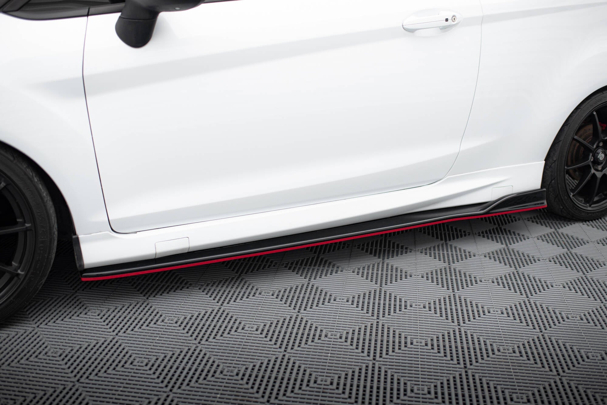 Taloneras V.3 Ford Fiesta ST / ST-Line Mk7