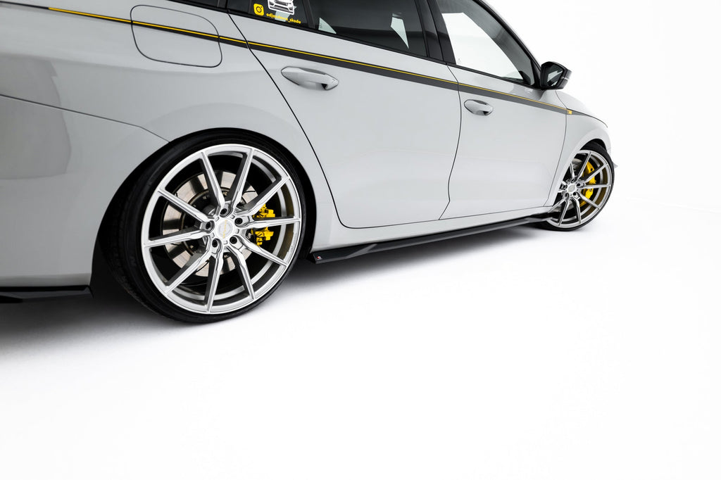 Taloneras V.3 Skoda Octavia RS Liftback / Familiar Mk4 Facelift