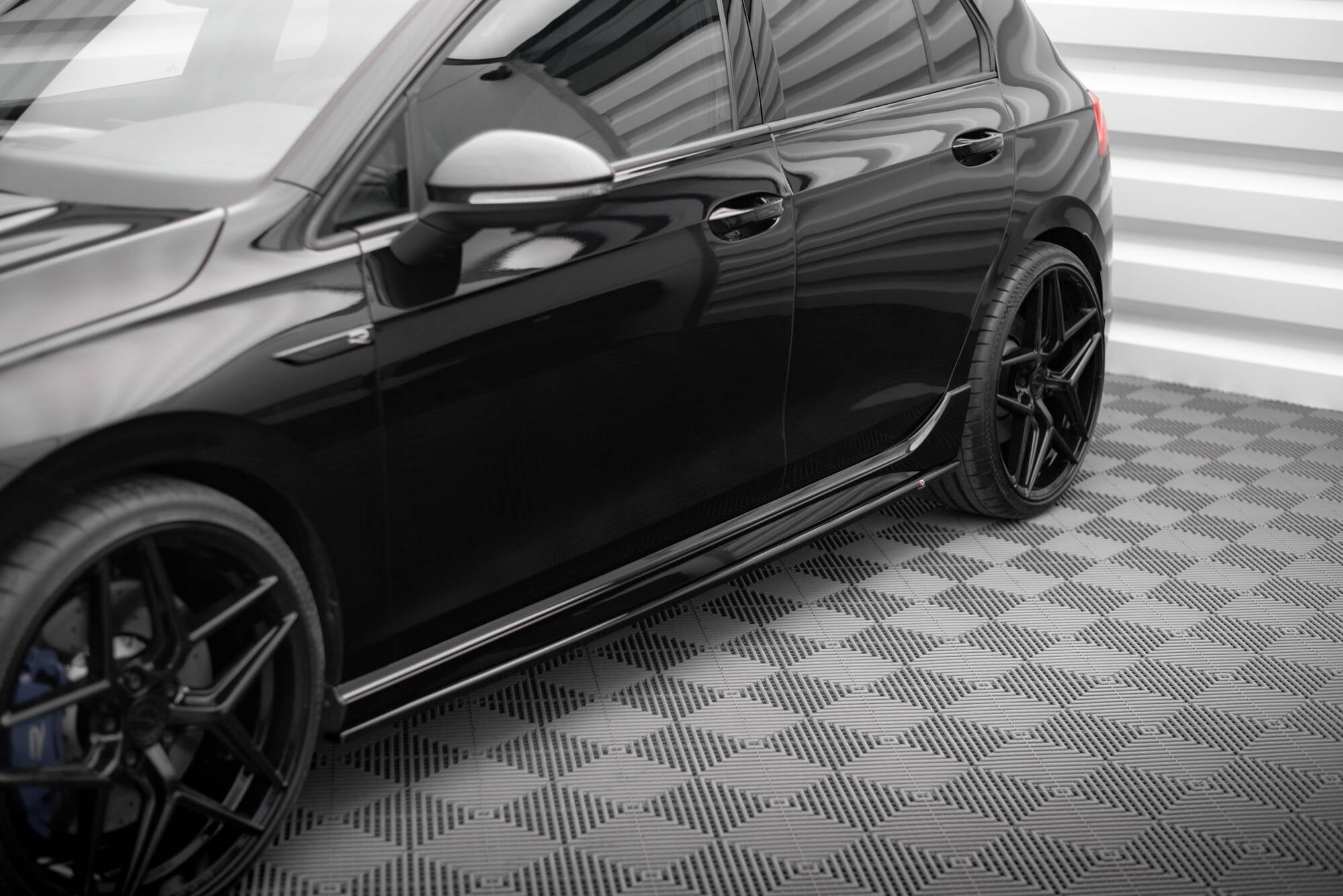 Taloneras V.3 Volkswagen Golf R Hatchback Mk8