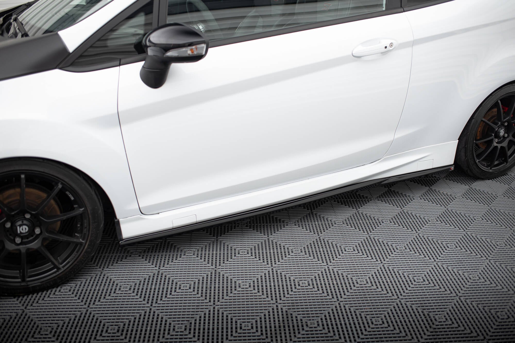 Taloneras V.4 Ford Fiesta ST / ST-Line Mk7