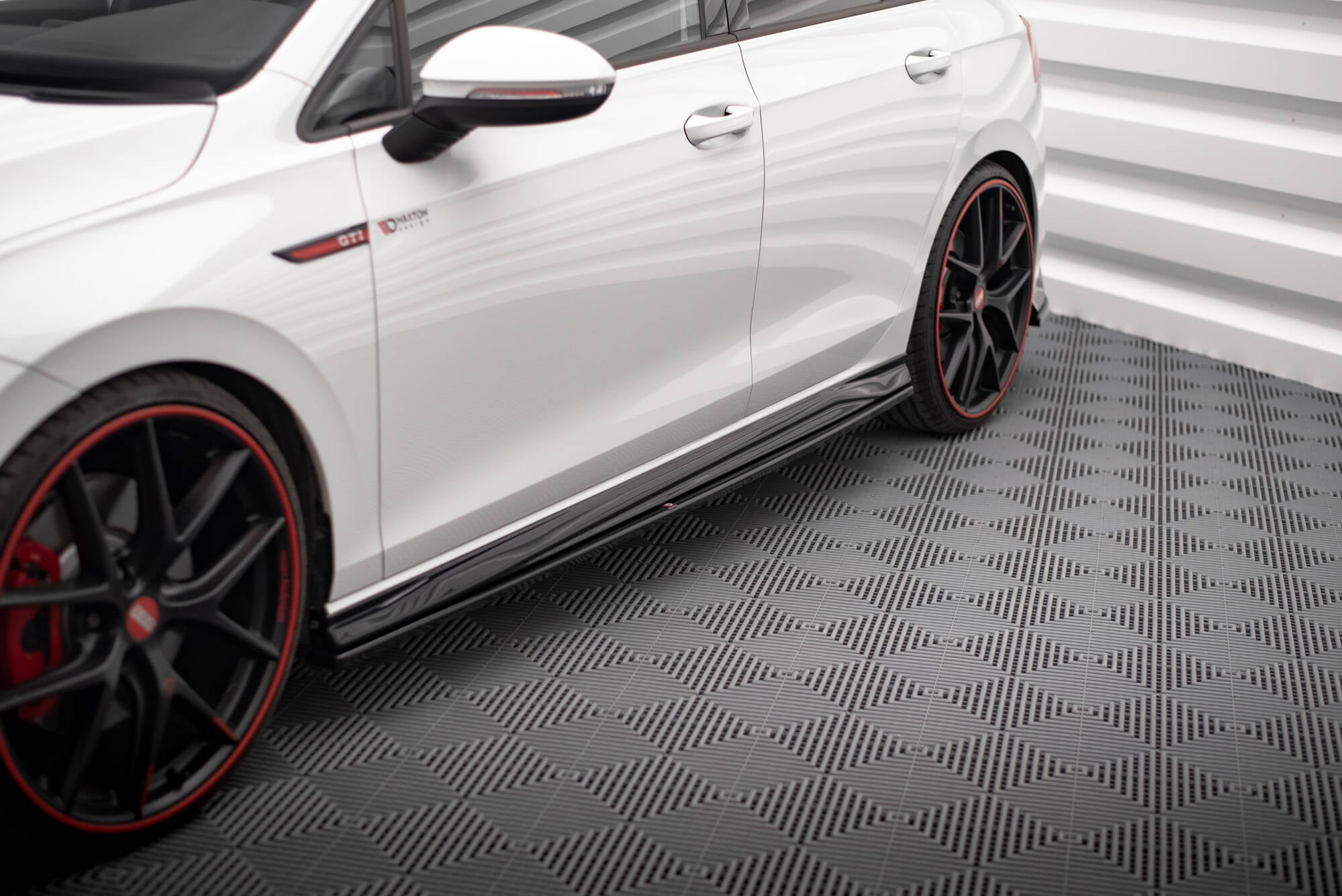 Taloneras V.4 Volkswagen Golf GTI / GTE / GTI Clubsport / GTD / R-Line Mk8