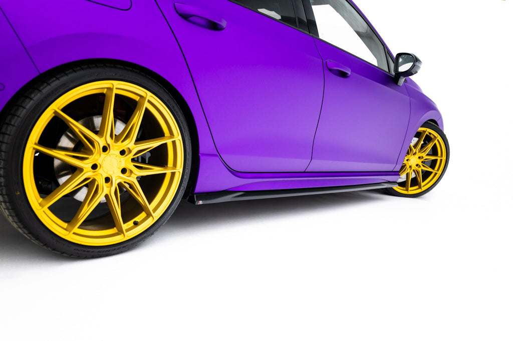 Taloneras V.5 Volkswagen Golf R Hatchback Mk8 / Mk8 Facelift