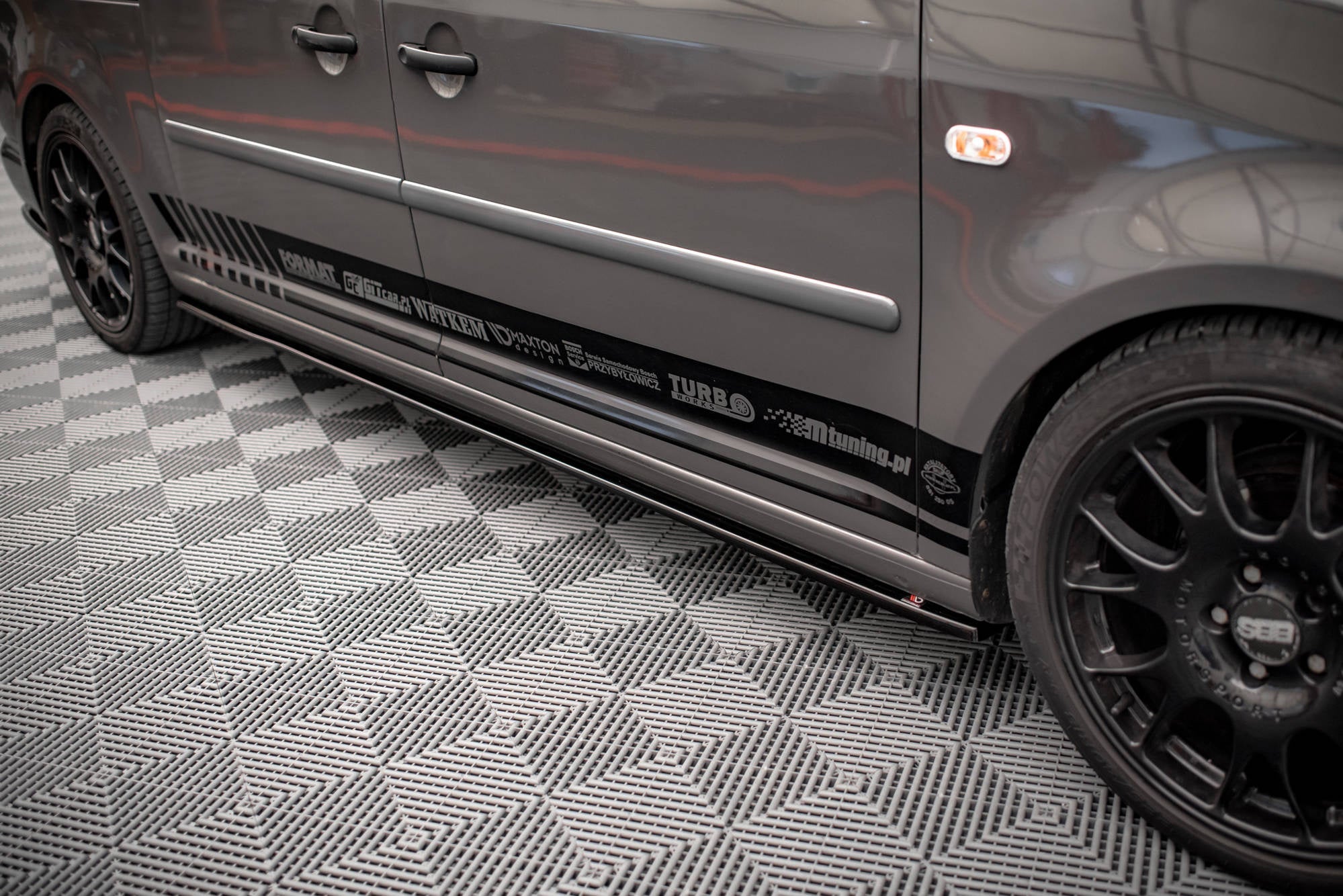 Taloneras Volkswagen Caddy Long Mk3 Facelift