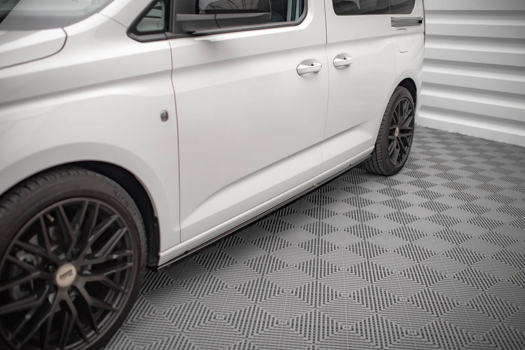 Heel plates Volkswagen Caddy Mk5 / Ford Transit Connect Mk3