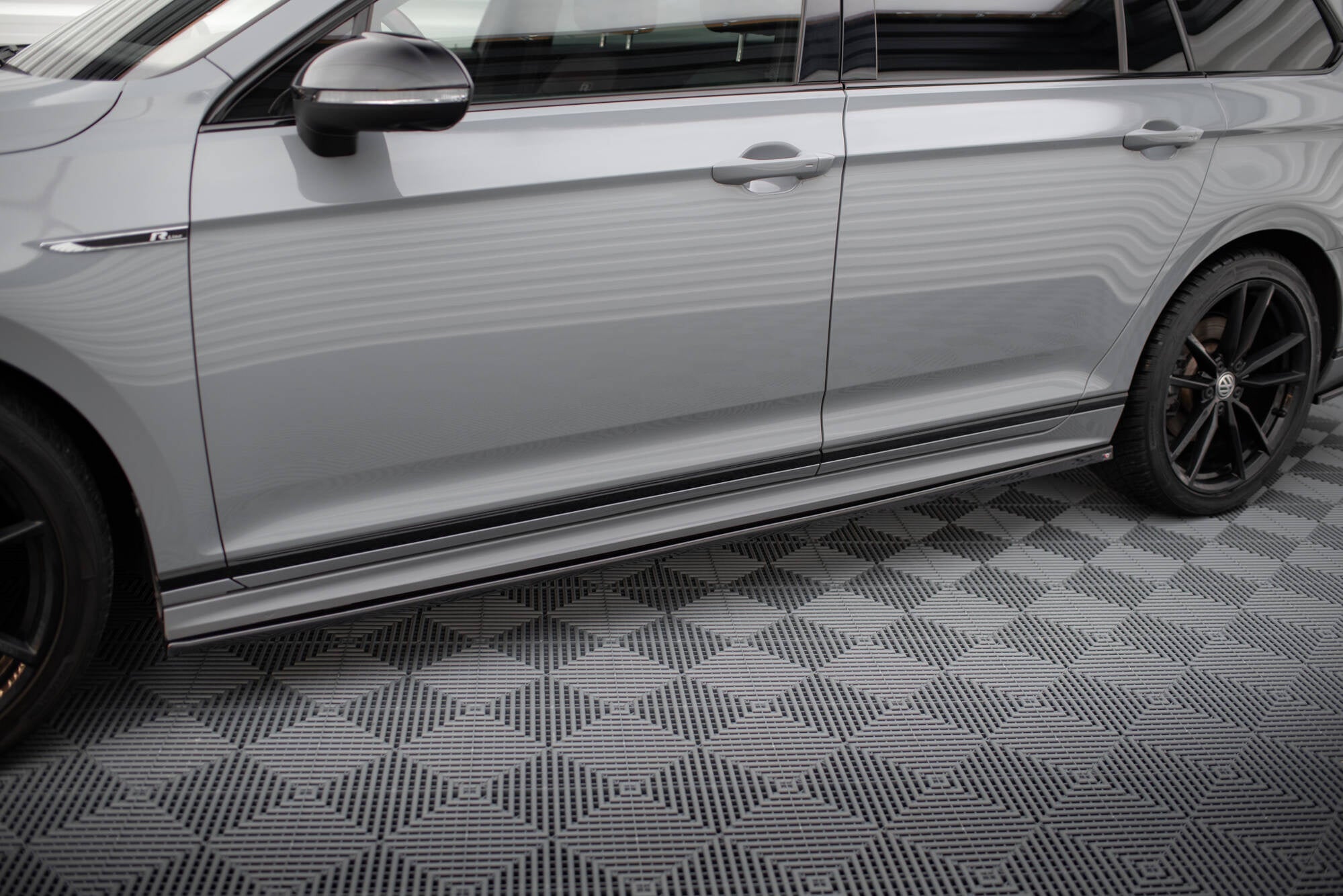 Taloneras Volkswagen Passat R-Line B8 Facelift
