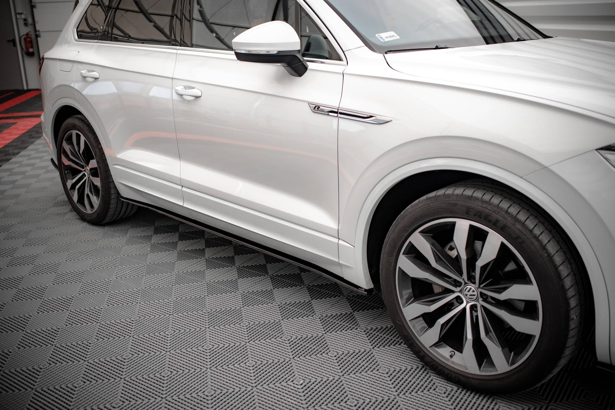 Taloneras Volkswagen Touareg R-line Mk3