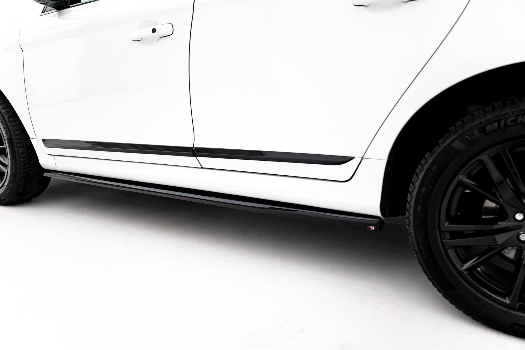 Taloneras Volvo XC60 Mk1 Facelift