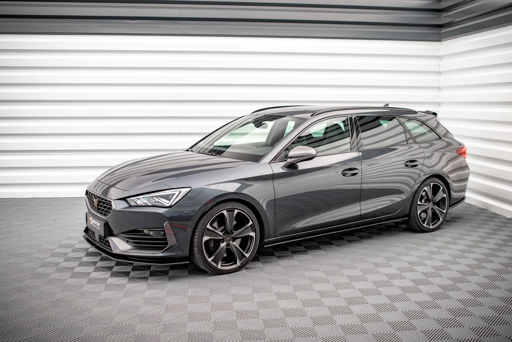 Taloneras Street Pro Cupra León ST / Hatchback Mk1 / Mk1 Facelift