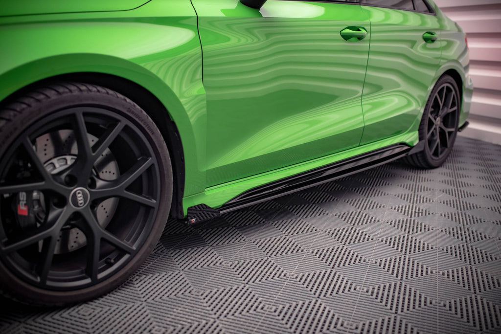 Taloneras Street Pro + Flaps Audi RS3 Berlina / Sedán 8Y