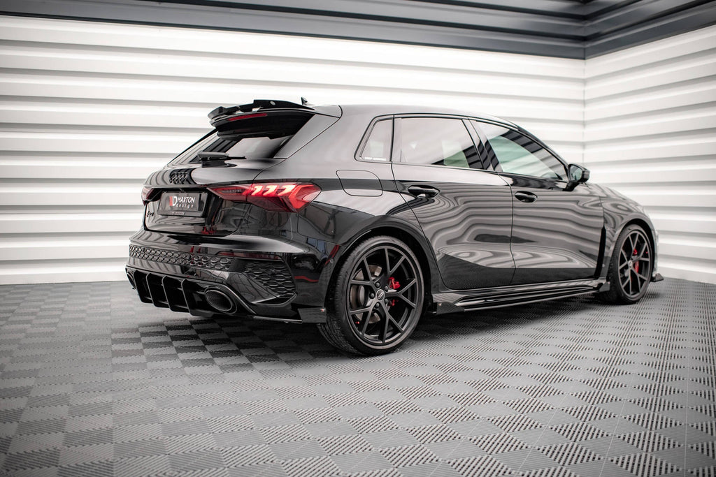 Taloneras Street Pro + Flaps Audi RS3 Sportback 8Y