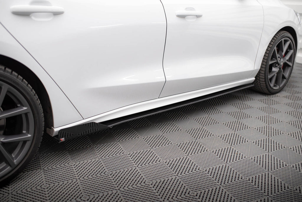 Street Pro Side Skirt Splitters + Flaps Ford Focus ST/ST-Line MK4