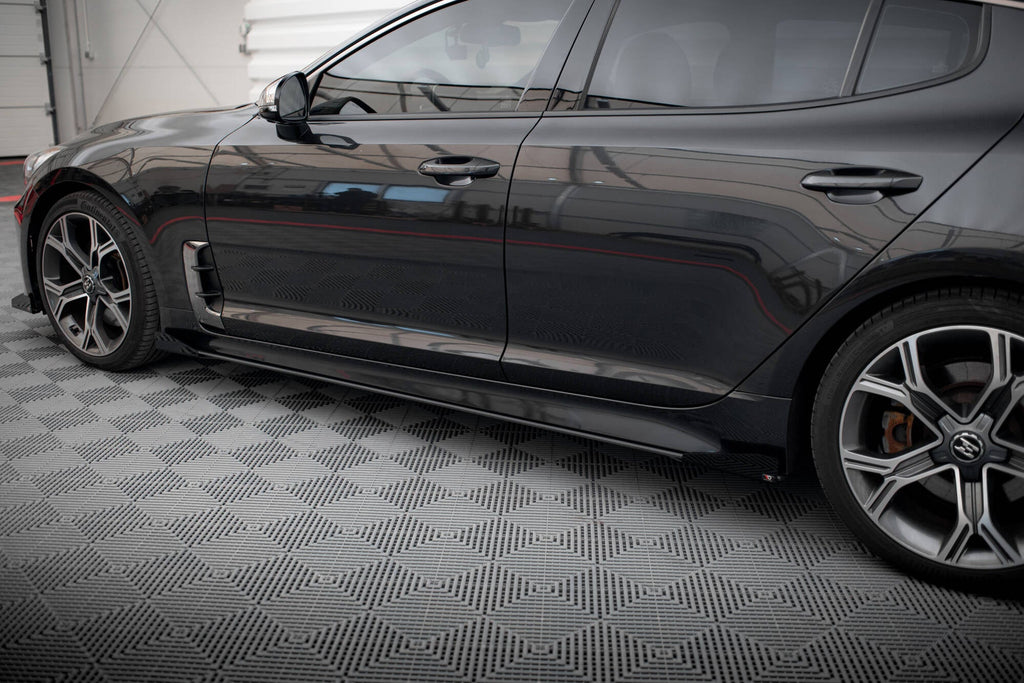 Taloneras Street Pro + Flaps Kia Stinger GT / GT-Line / Standard Mk1
