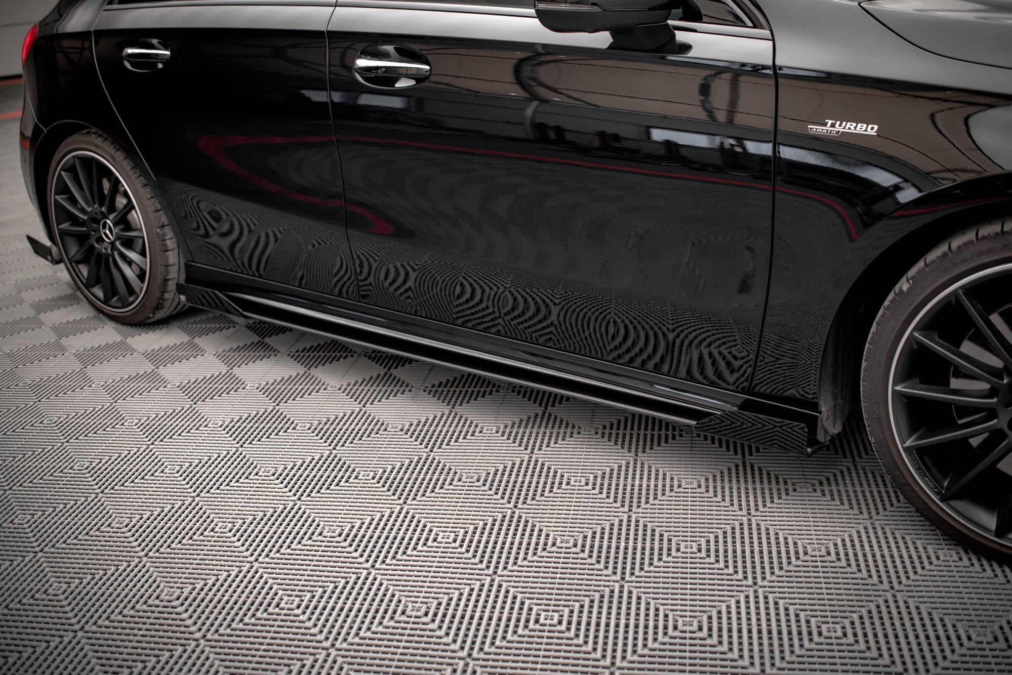 Taloneras Street Pro + Flaps Mercedes A35 AMG / AMG-Line Aero Pack W177