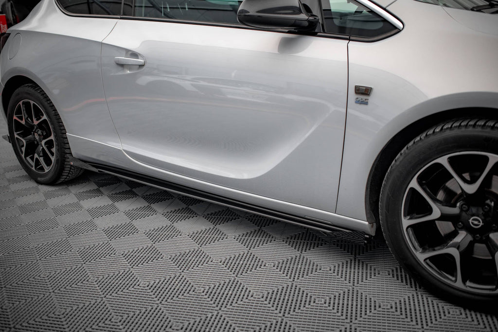 Heel plates Street Pro + Flaps Opel Astra GTC OPC-Line J