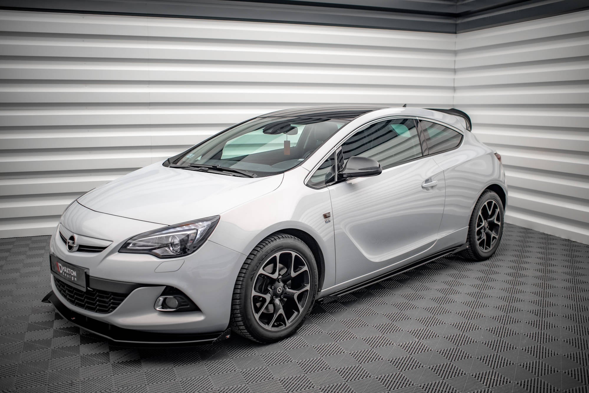 Taloneras Street Pro + Flaps Opel Astra GTC OPC-Line J