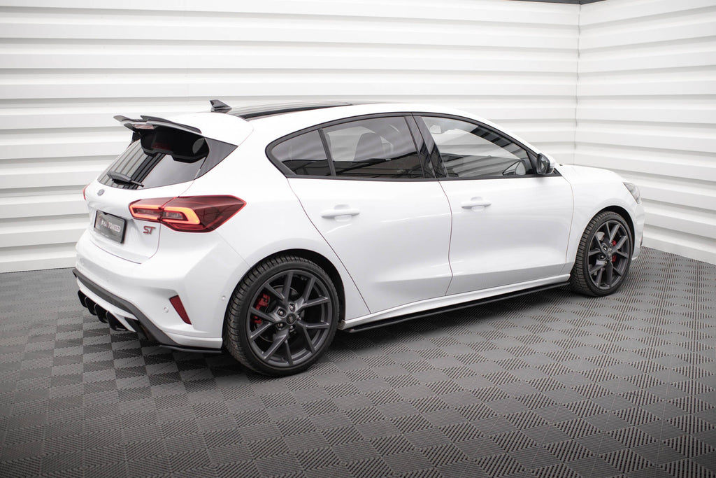 Street Pro Side Skirts Ford Focus ST / ST-Line Mk4