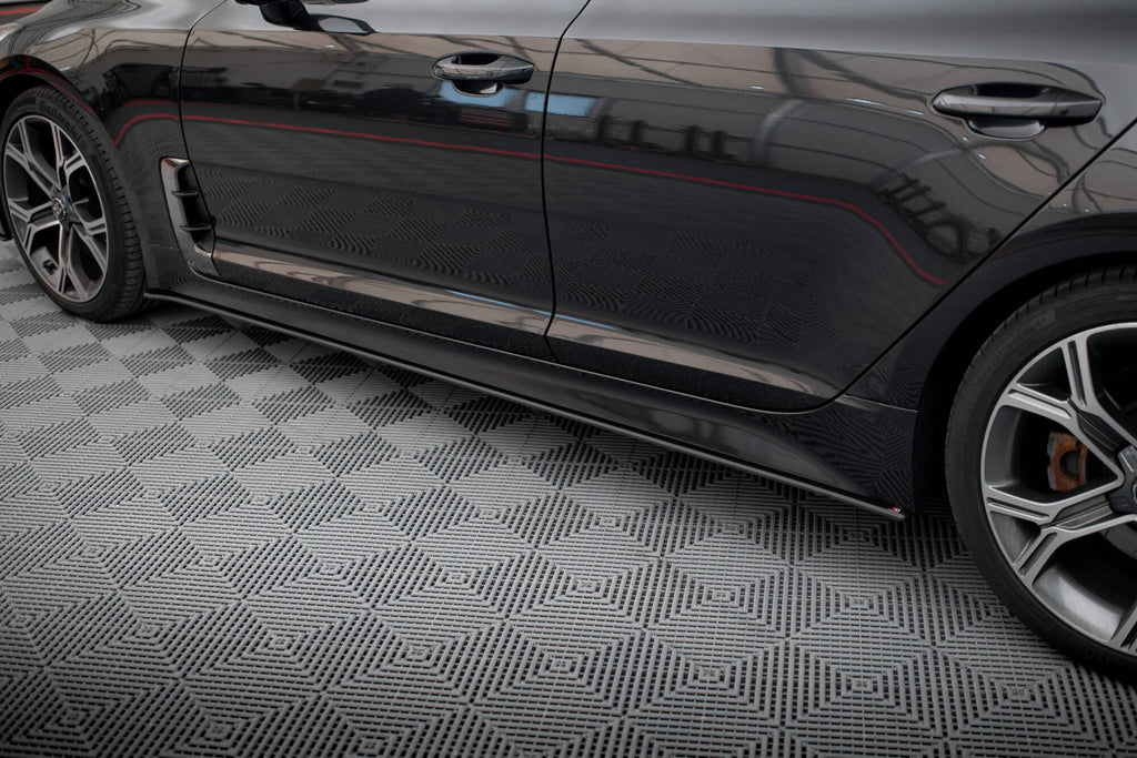 Taloneras Street Pro Kia Stinger GT / GT-Line / Standard Mk1