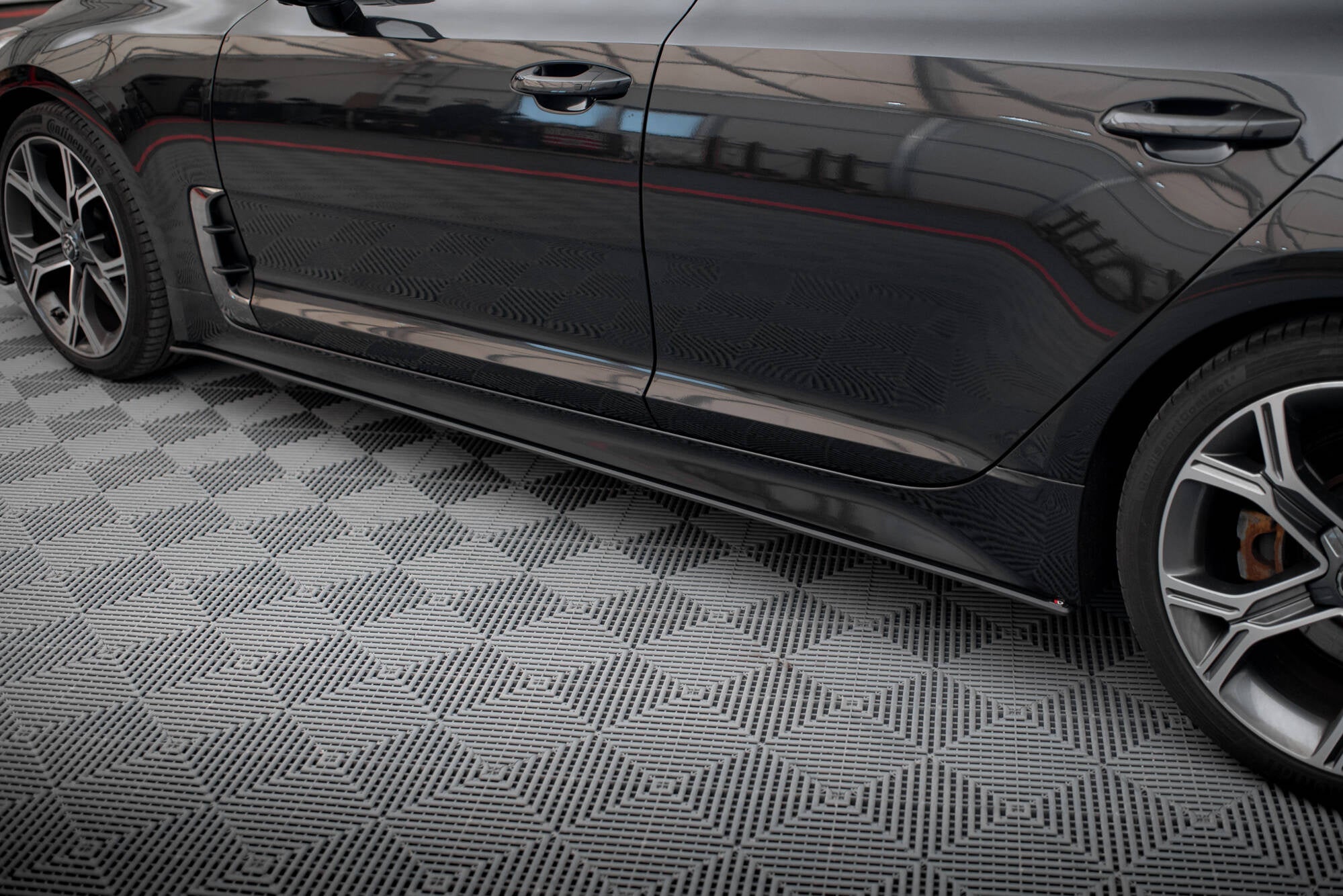 Taloneras Street Pro Kia Stinger GT / GT-Line / Standard Mk1