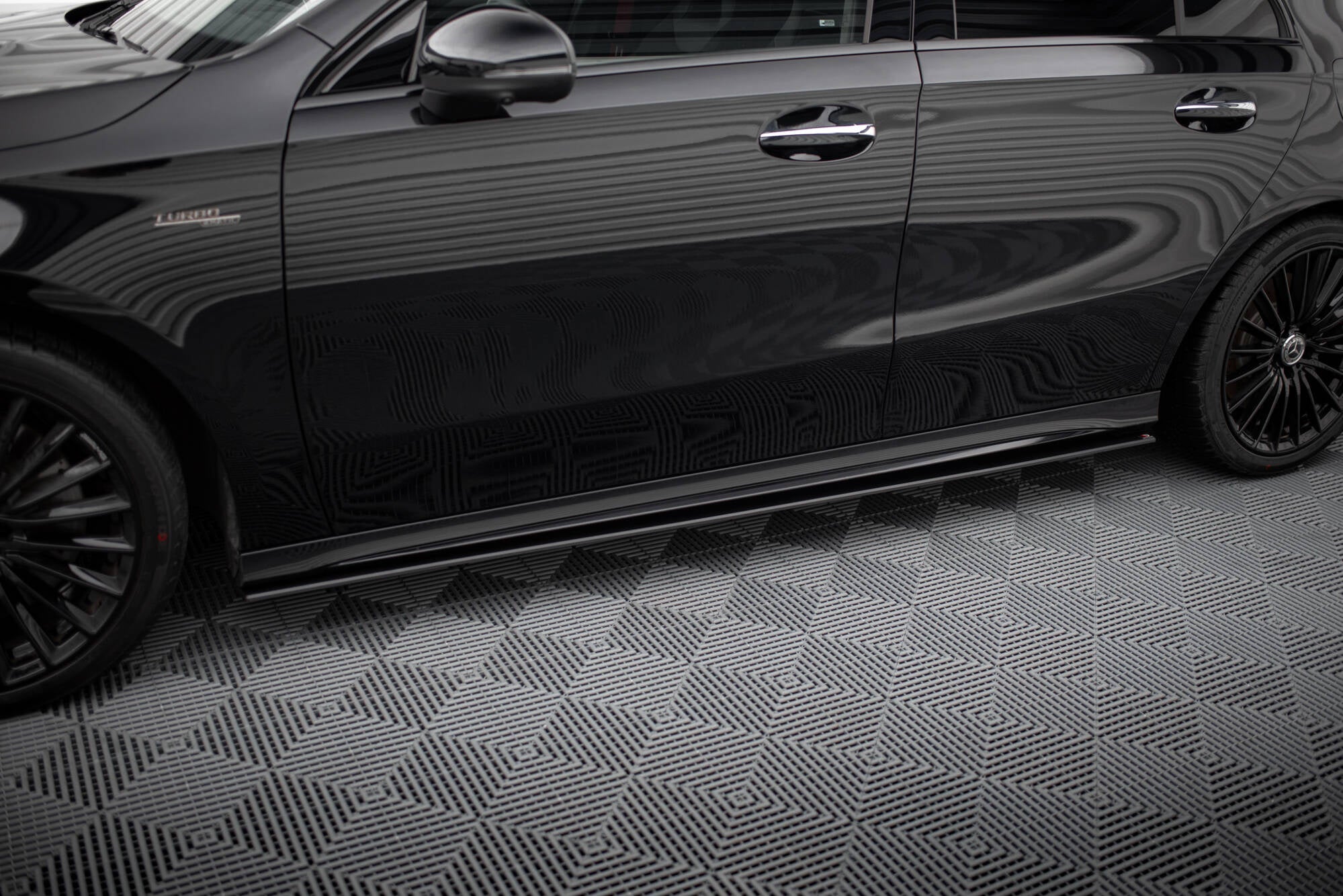 Taloneras Street Pro Mercedes-AMG A35 W177 Facelift
