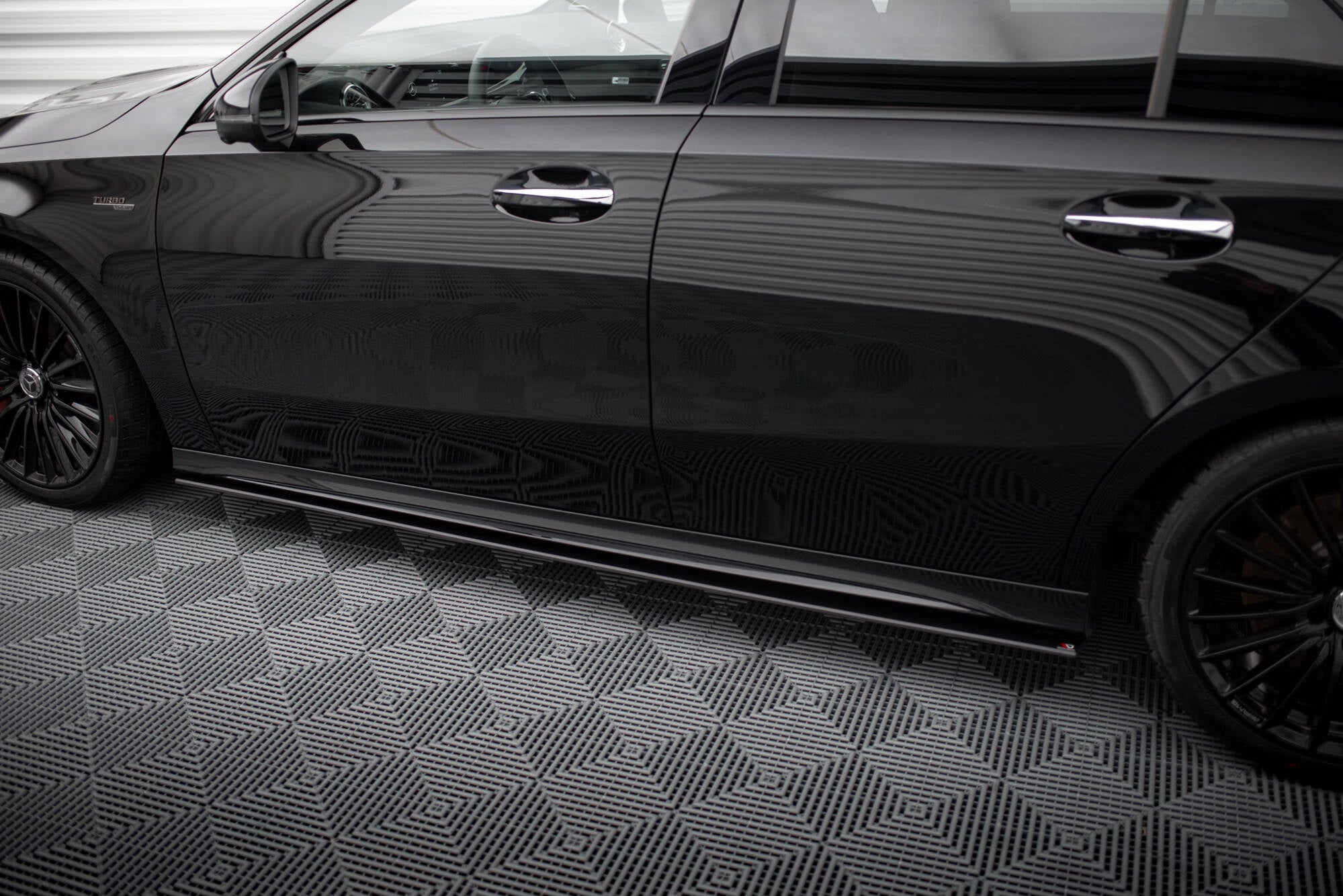 Taloneras Street Pro Mercedes-AMG A35 W177 Facelift